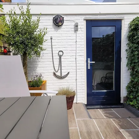 Tiny De Haas Met Infraroodsauna Egmond aan Zee