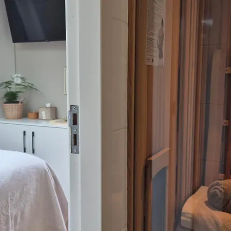 Tiny De Haas Luxe Met Heerlijk Terras En Infraroodsauna Appartement