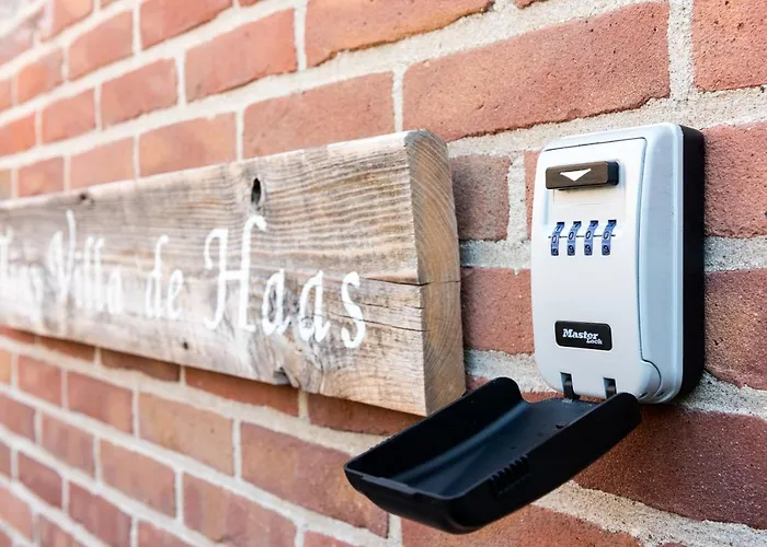 Tiny Villa de Haas met prive Infraroodsauna Apartamento