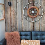 Apartment Tiny De Haas Luxe Met Heerlijk Terras En Infraroodsauna *