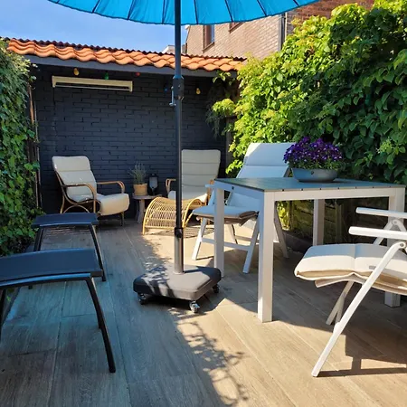 Tiny De Haas Luxe Met Heerlijk Terras En Infraroodsauna 아파트